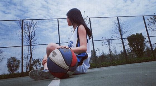 给认识不久女孩早安短信 给认识不久女孩早安短信